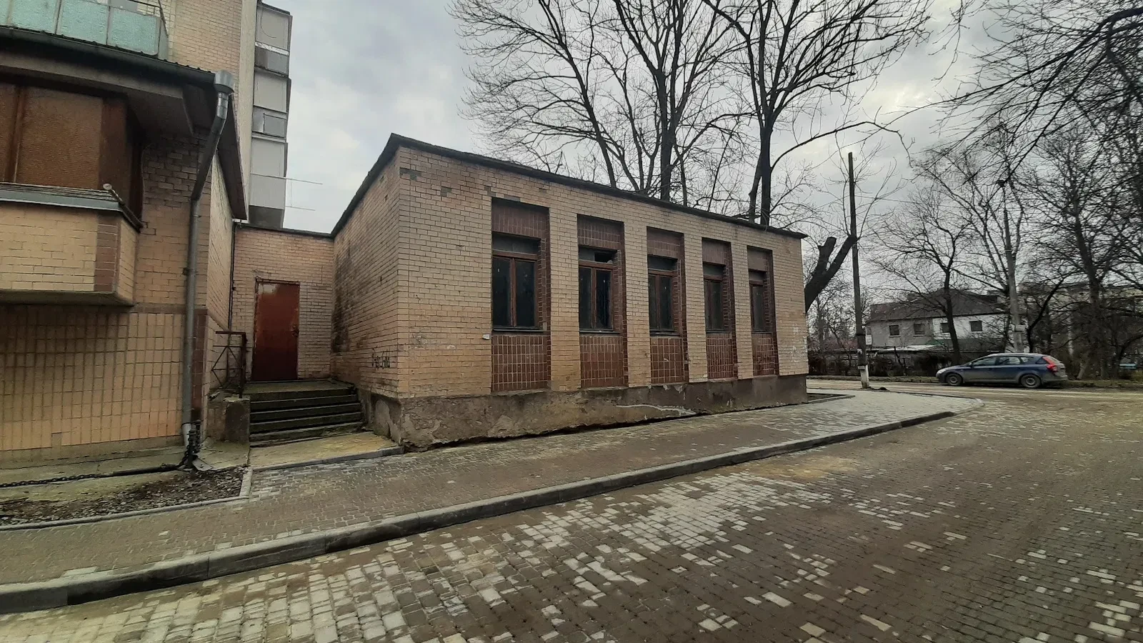 Приміщення, Кам'янець-Подільський: без ремонту, перший поверх - фото 3