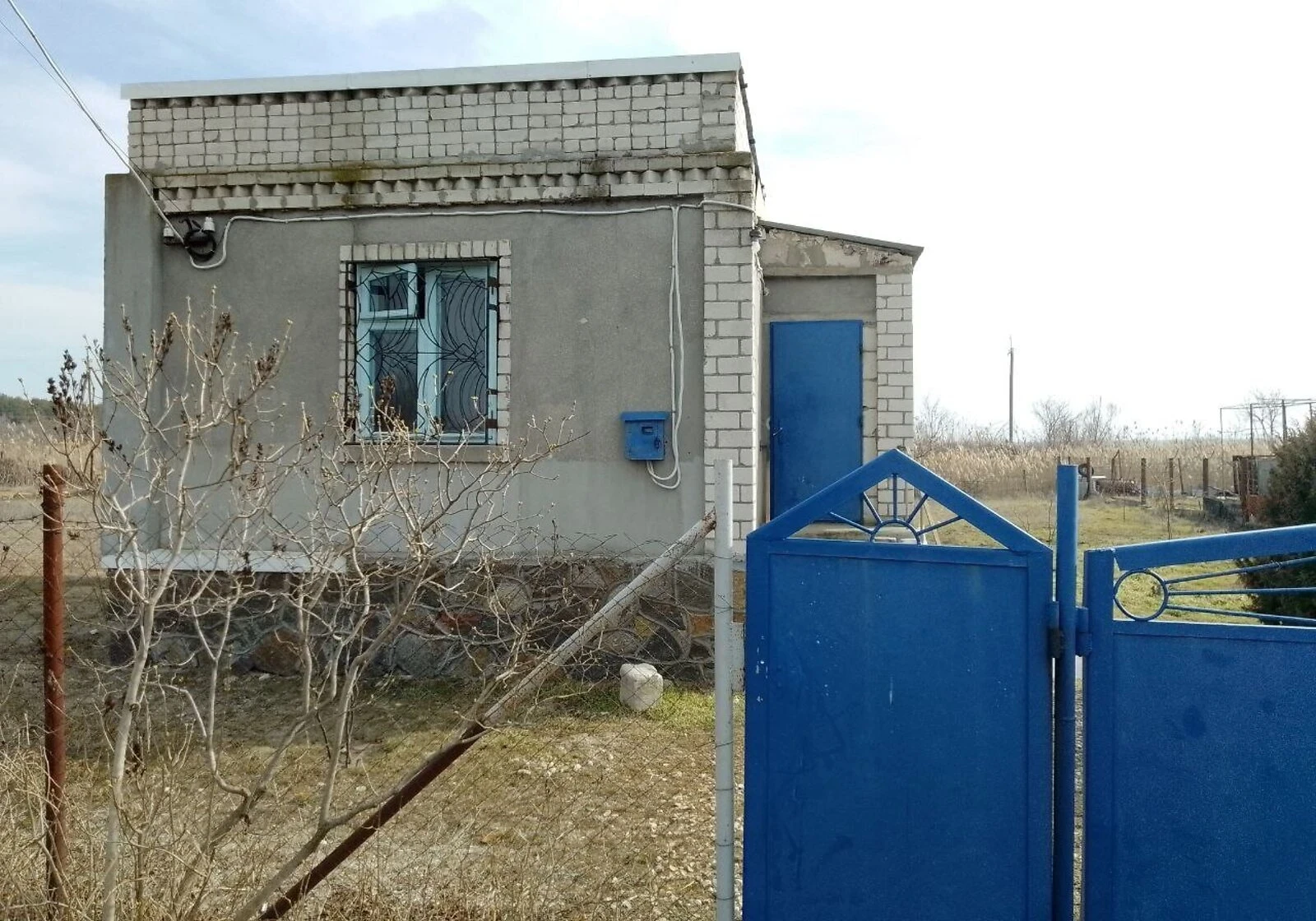 Будинок, Костянтинівка: цегляні стіни - фото 1