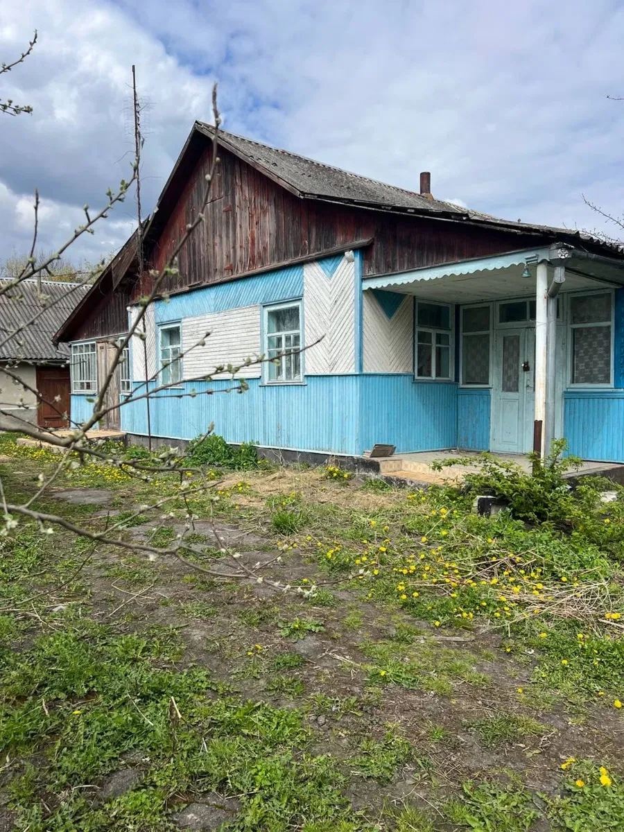 Дом, Ганнополь (Глинники): 30 соток, собственный лес, 2 веранды