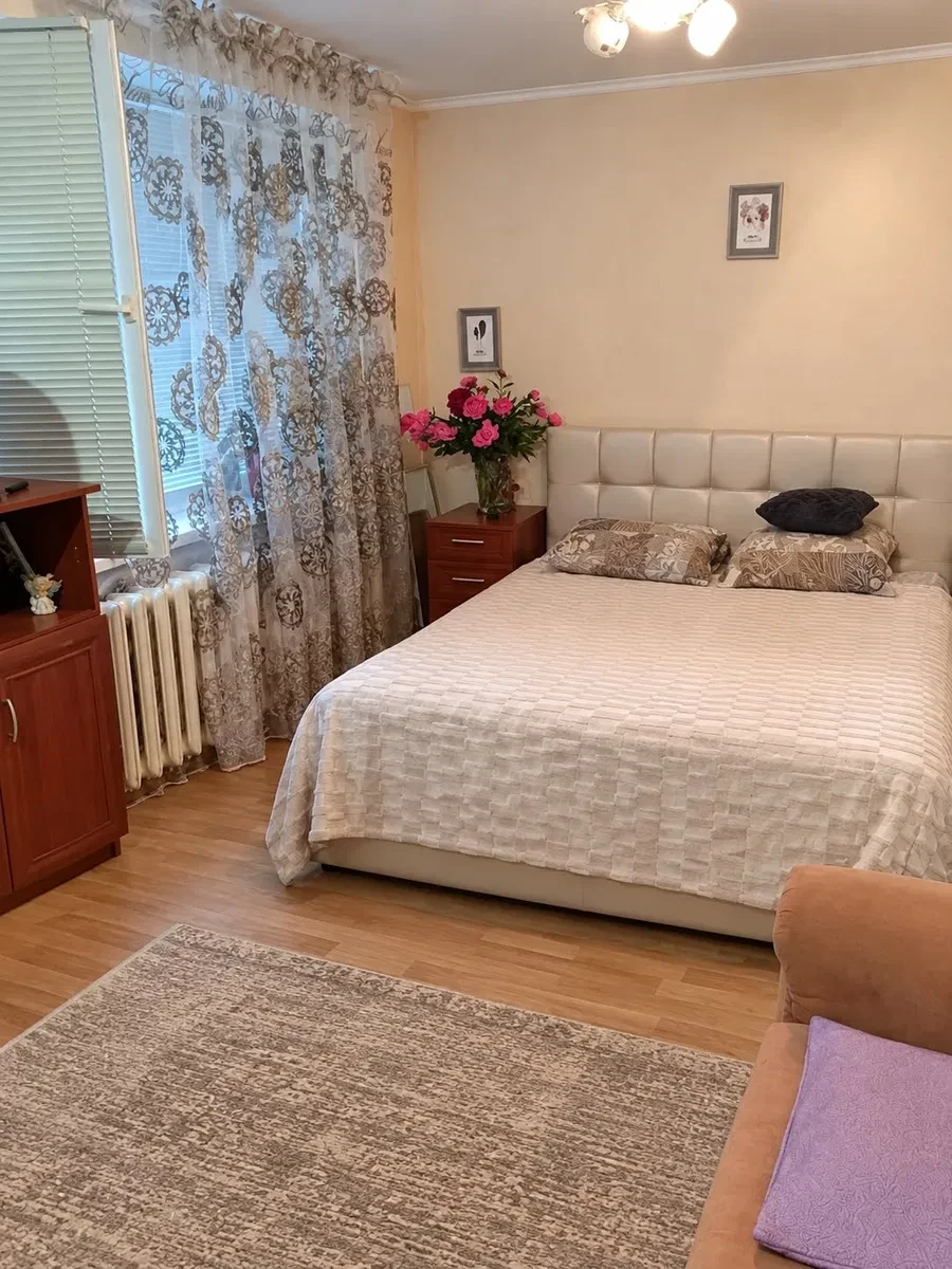 2-комнатная квартира, Вышгород: укрытие, 15 мин до метро Героев Днепра, фото 1