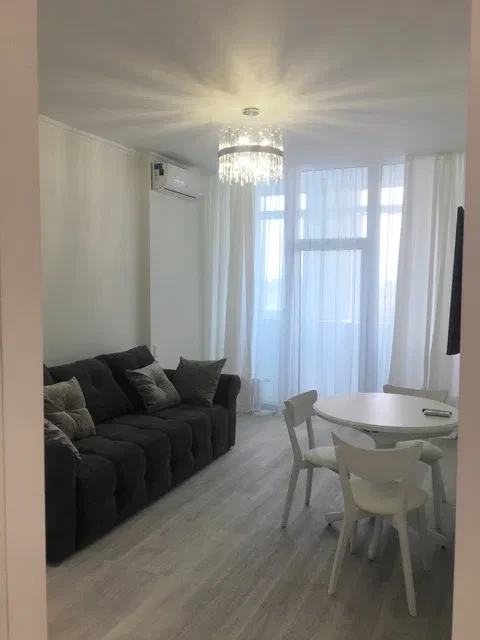 2-комнатная квартира в ЖК Manhattan City: генератор, кухня-студия - фото 4
