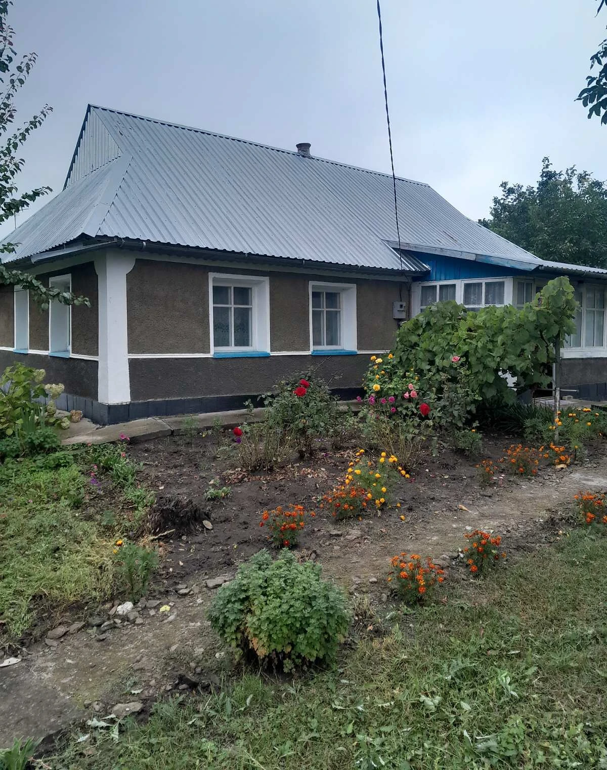 Будинок, Юхимівці: 15 соток, гараж із підвалом