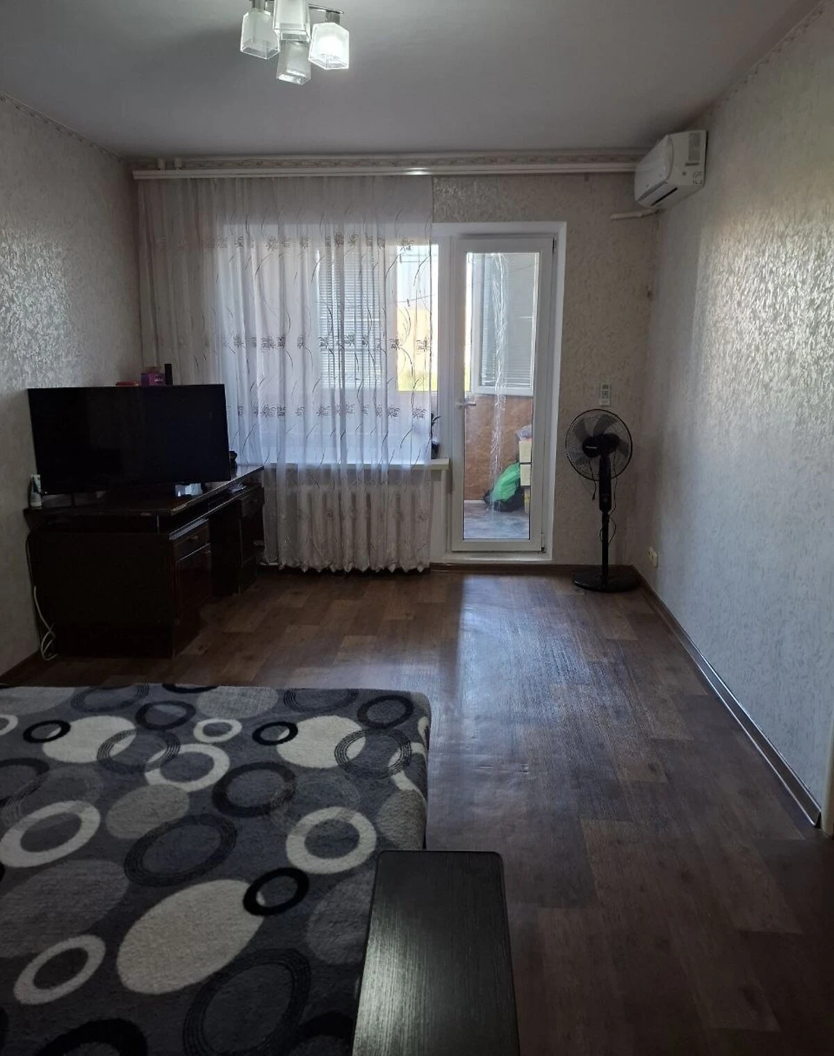 2-кімнатна квартира, Комунарський: бойлер, роздільний санвузол - фото 2