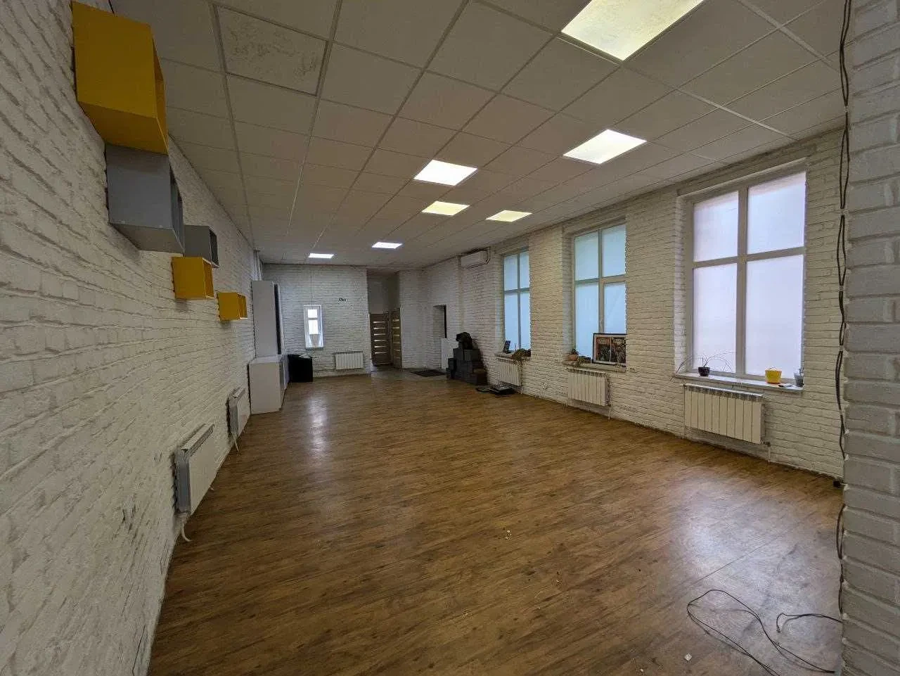 Офіс, Галицький: біля Оперного театру, 2 санвузли, без комісії - фото 1