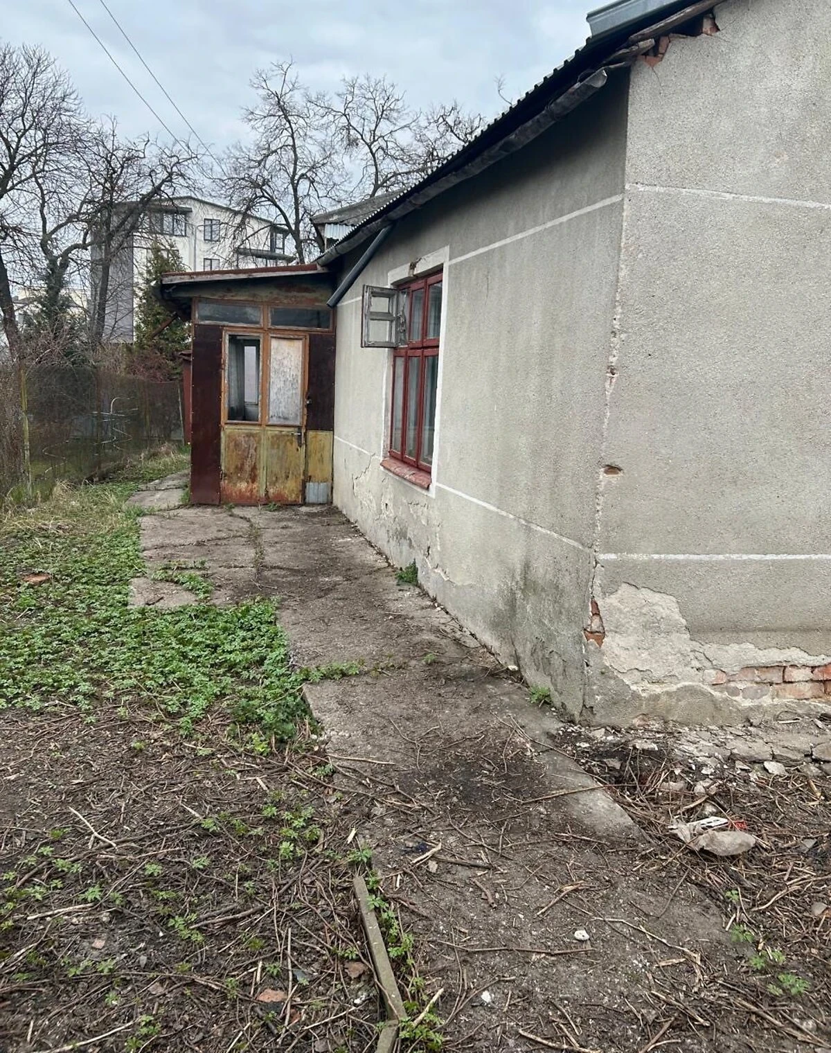 Частина будинку, Старий парк: ділянка, 2 спальні, гараж у дворі - фото 1