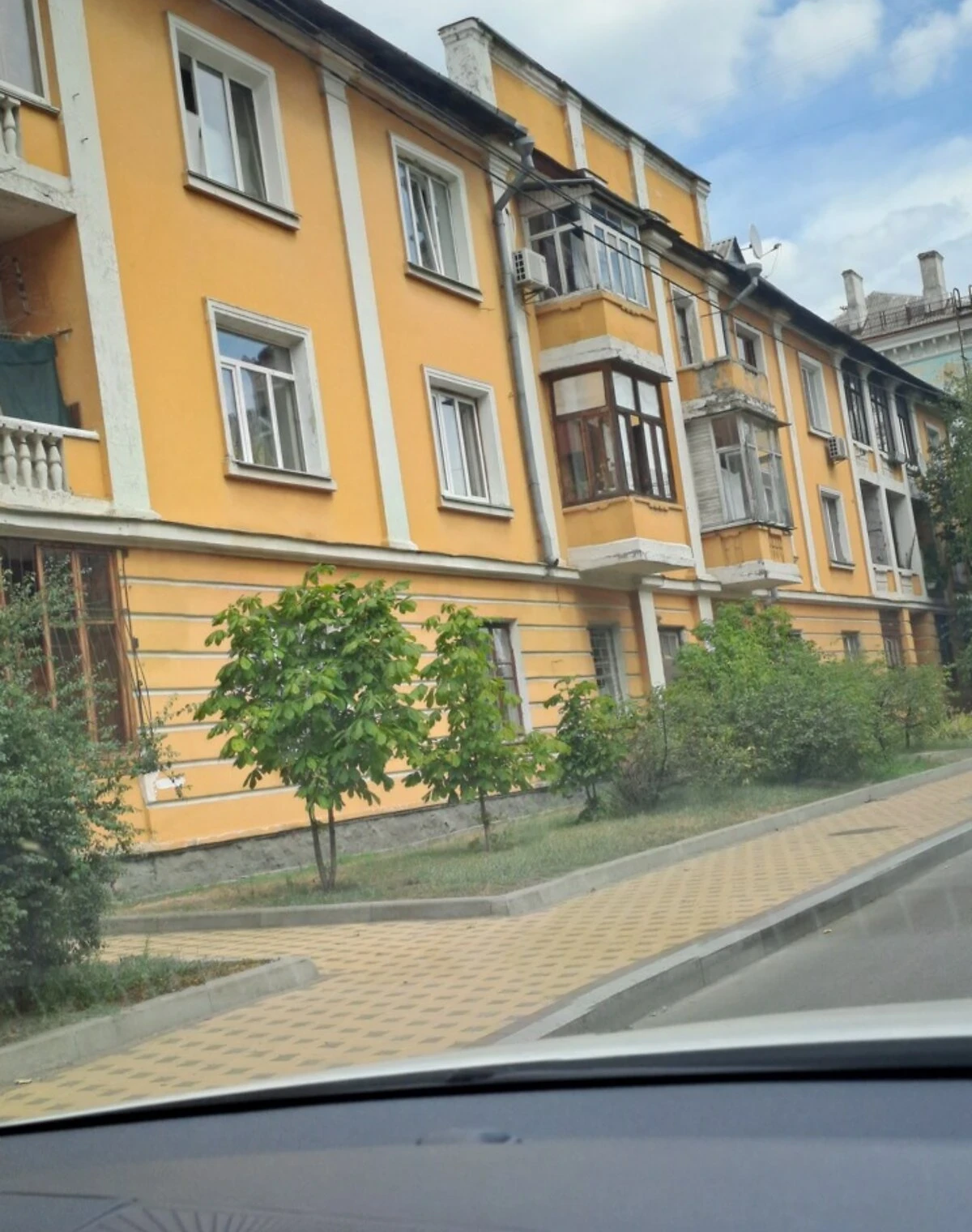 3-кімнатна квартира, ДВРЗ: сталінка, метро Чернігівська - фото 1