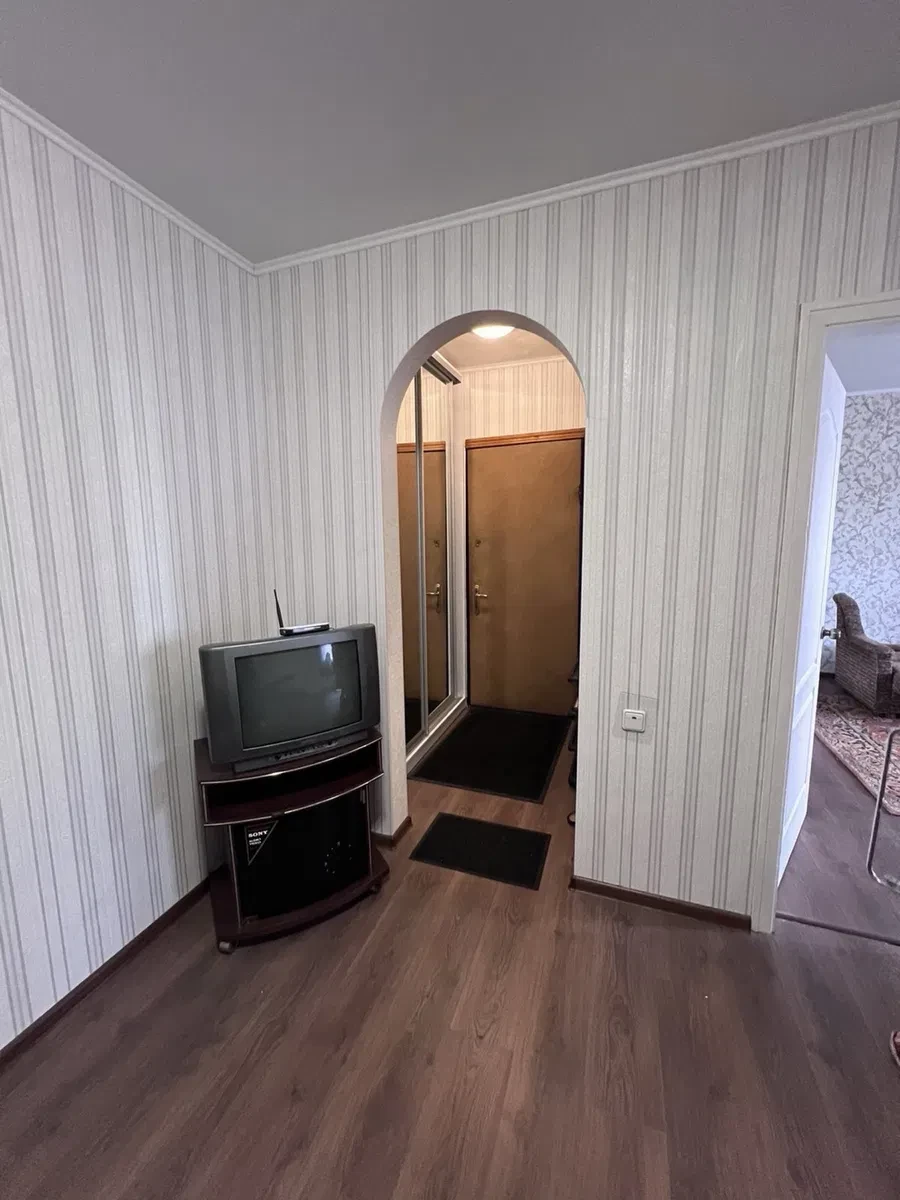 3-кімнатна квартира, Дарницький: метро Позняки 5 хв пішки, фото 5