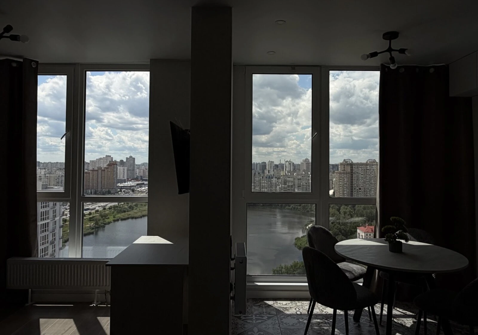 1-кімнатна квартира, Позняки: кухня-студія, ліфт і вода без світла, фото 5