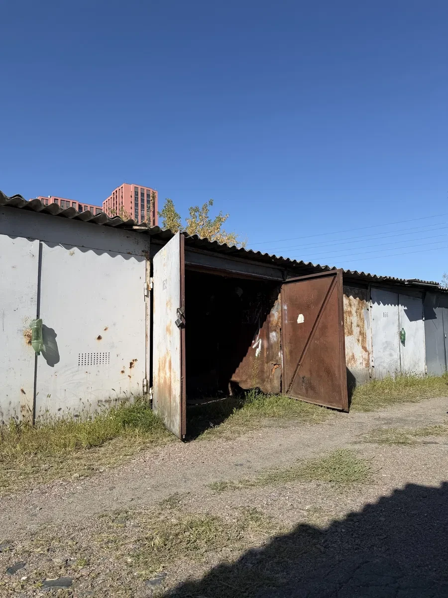 Гараж у ЖК док 32: закрита територія, відеоспостереження, фото 5