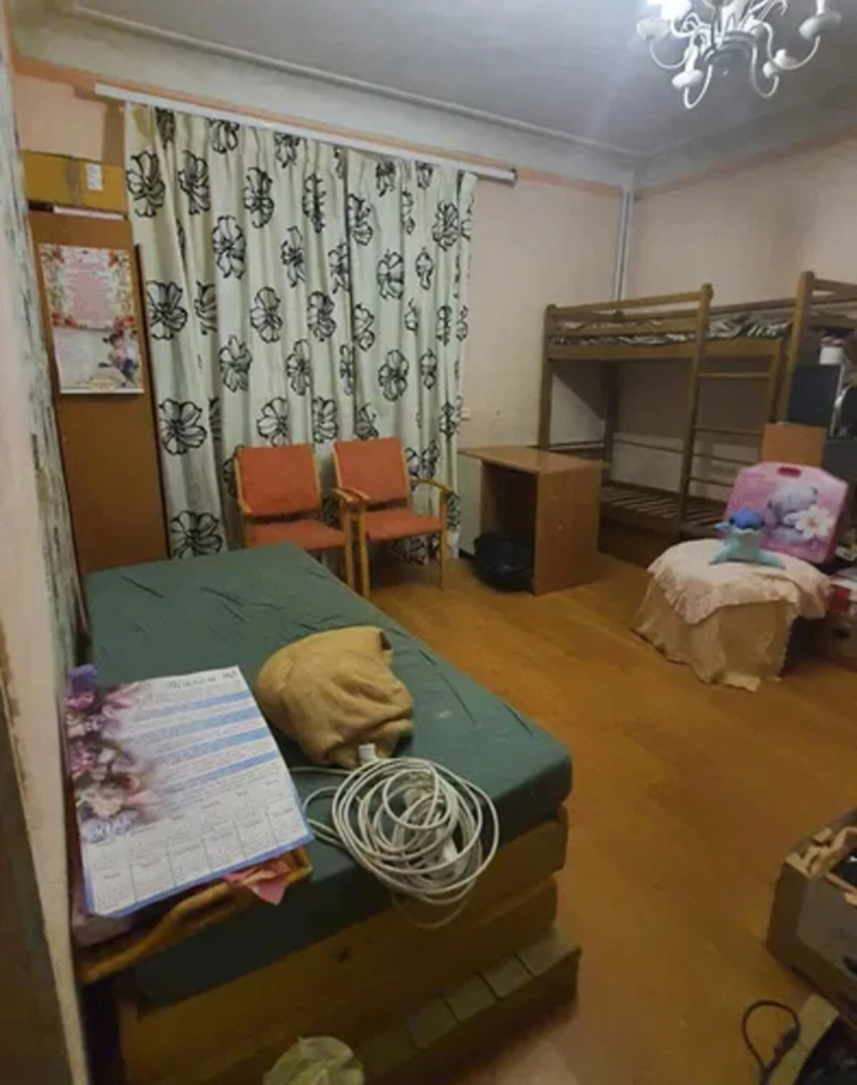 3-кімнатна квартира, Застава 2: сталінка, цегляні стіни - фото 1