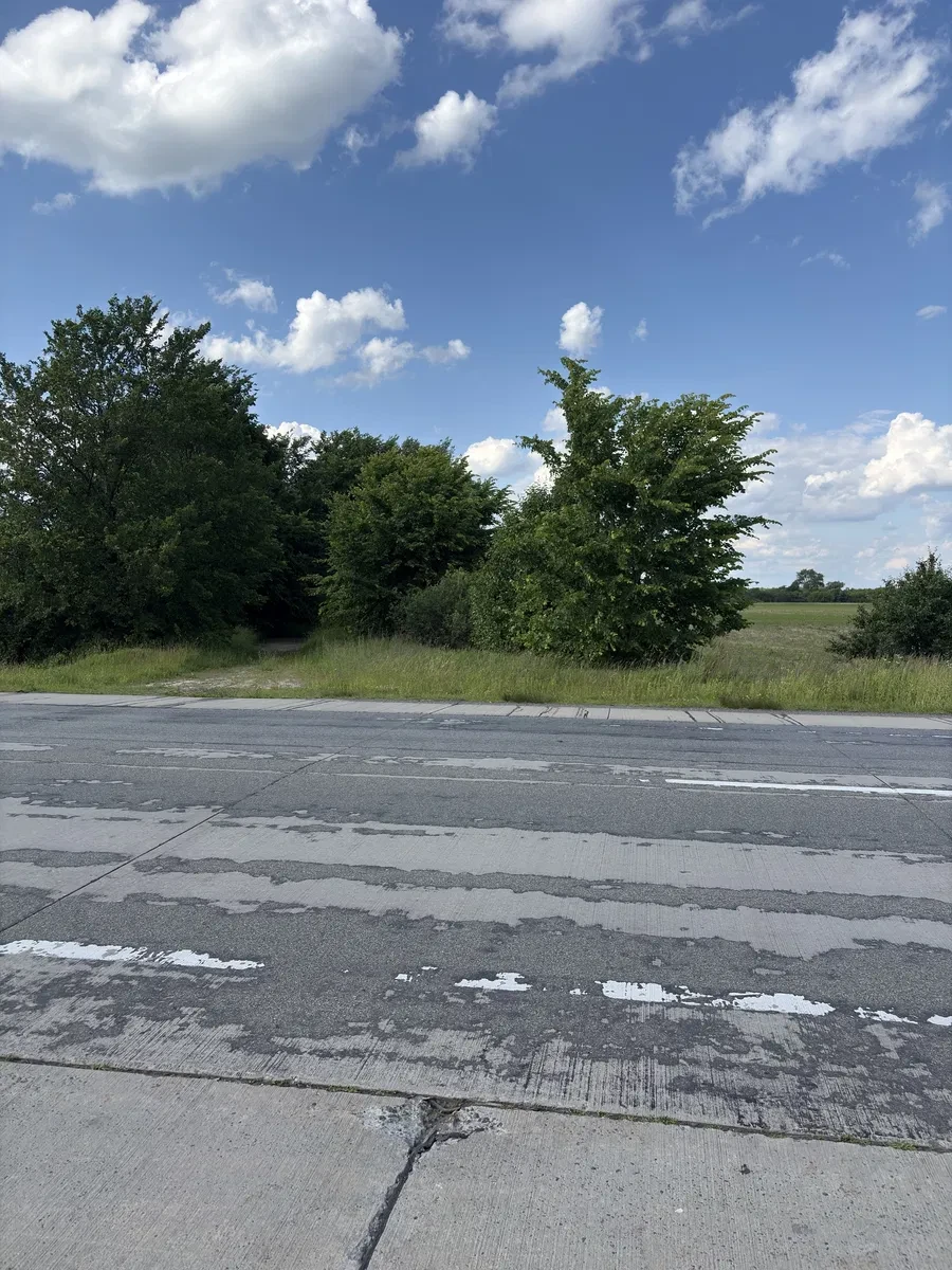 Участок 200 соток, Жовтневое: фасад М07, коммерция на завершении, фото 4