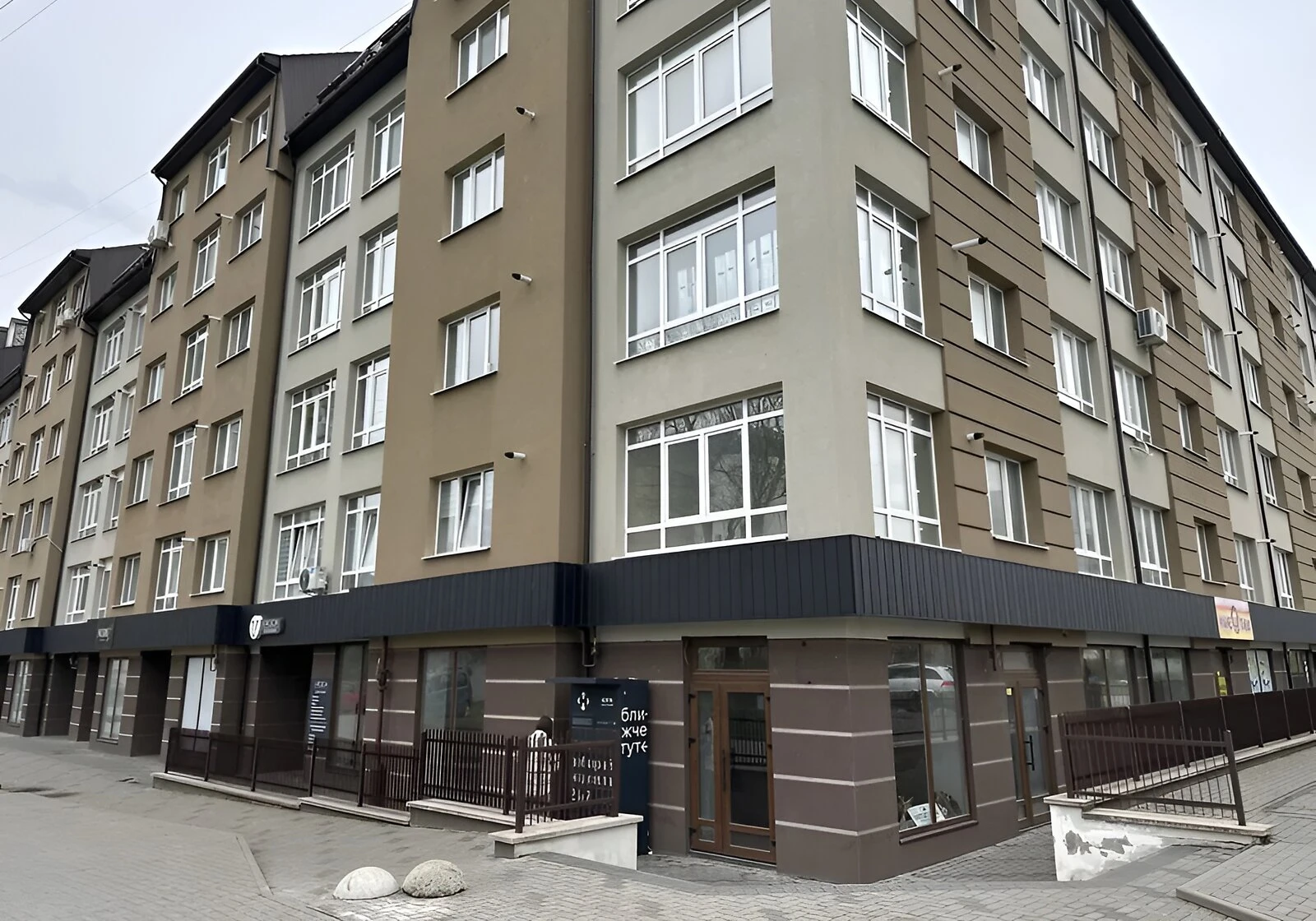 2-кімнатна квартира, Калуш: не використовувалась, панорамні вікна - фото 1