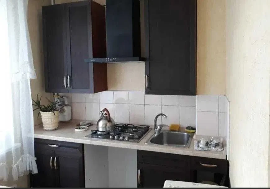 1-кімнатна квартира, Немишлянський: не кутова, все необхідне пішки, фото 1