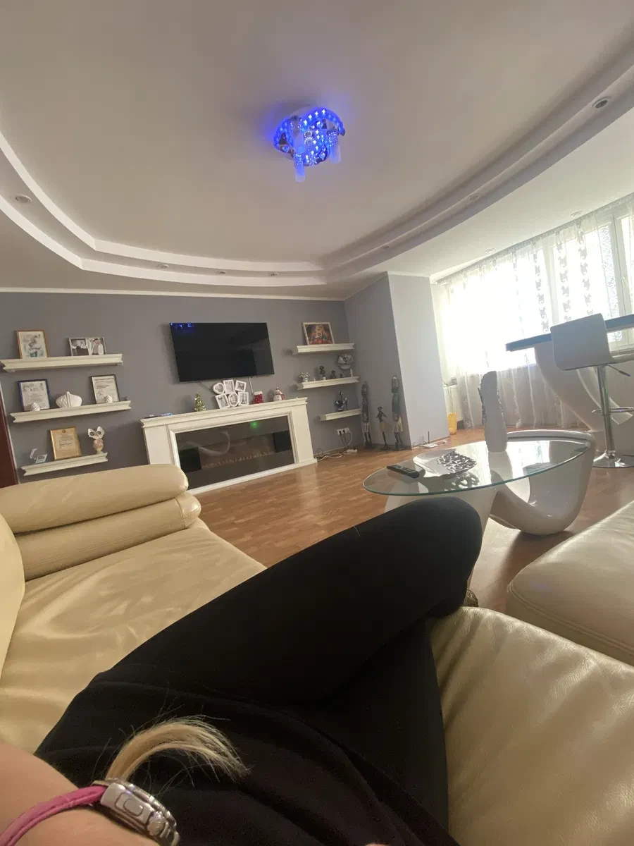 3-кімнатна квартира, Подільський: 5 хв до площі, 1 хв до театру - фото 1