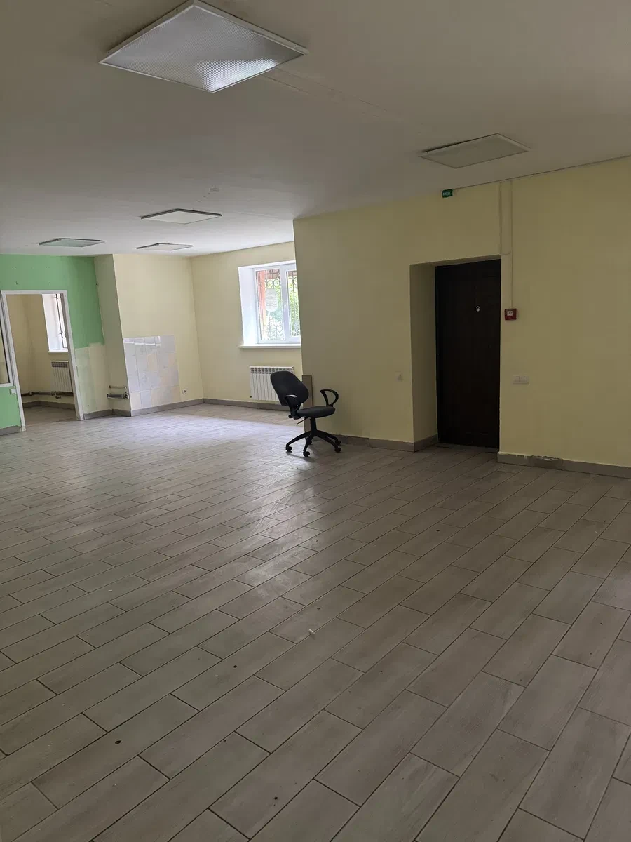 Приміщення, Рівне: окремі входи, пожежна сигналізація - фото 3