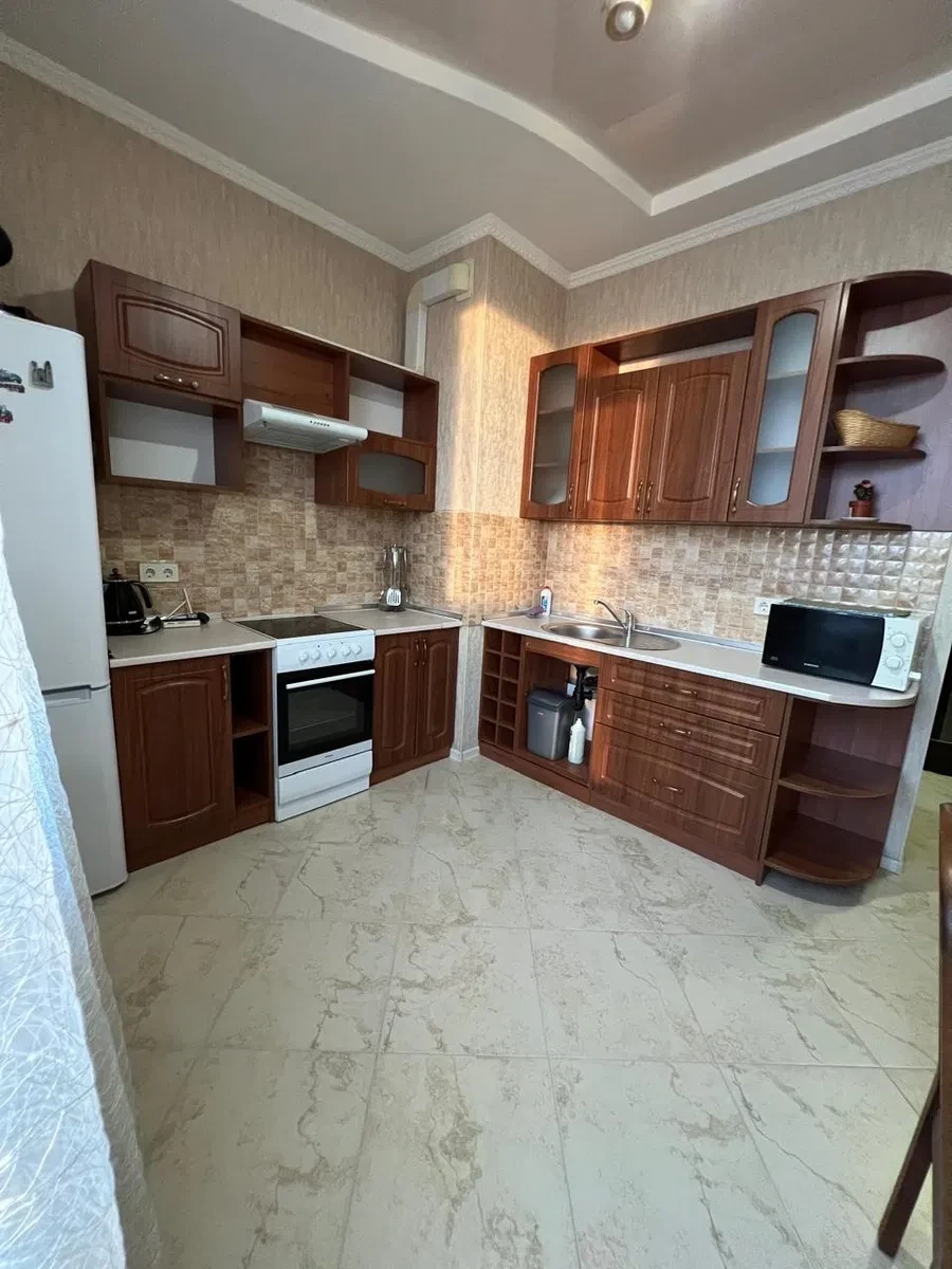 1-кімнатна квартира у ЖК Жемчужина 5: євроремонт, власна котельня - фото 3