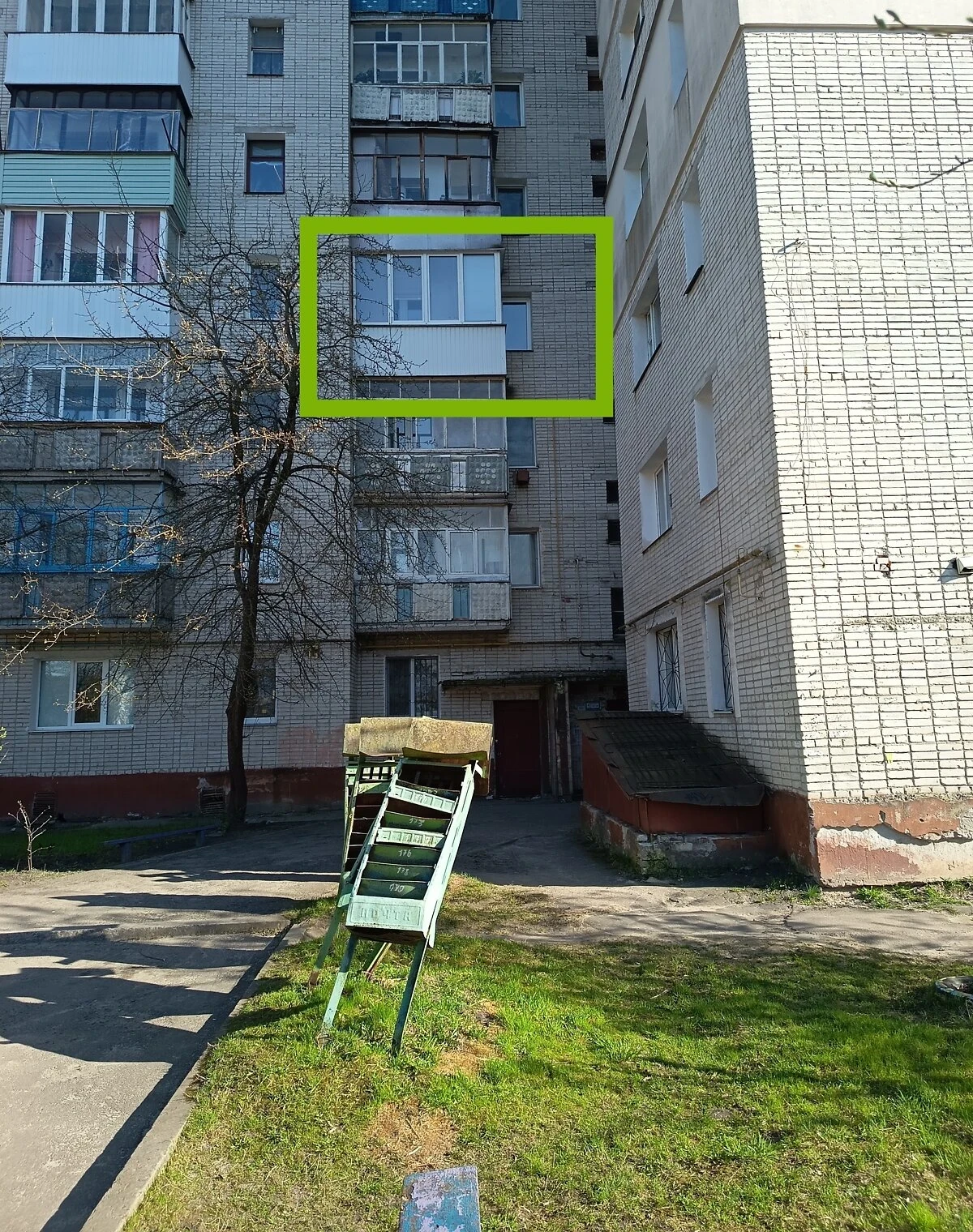 3-кімнатна квартира, Шостка: косметичний ремонт, бойлер, балкон - фото 1