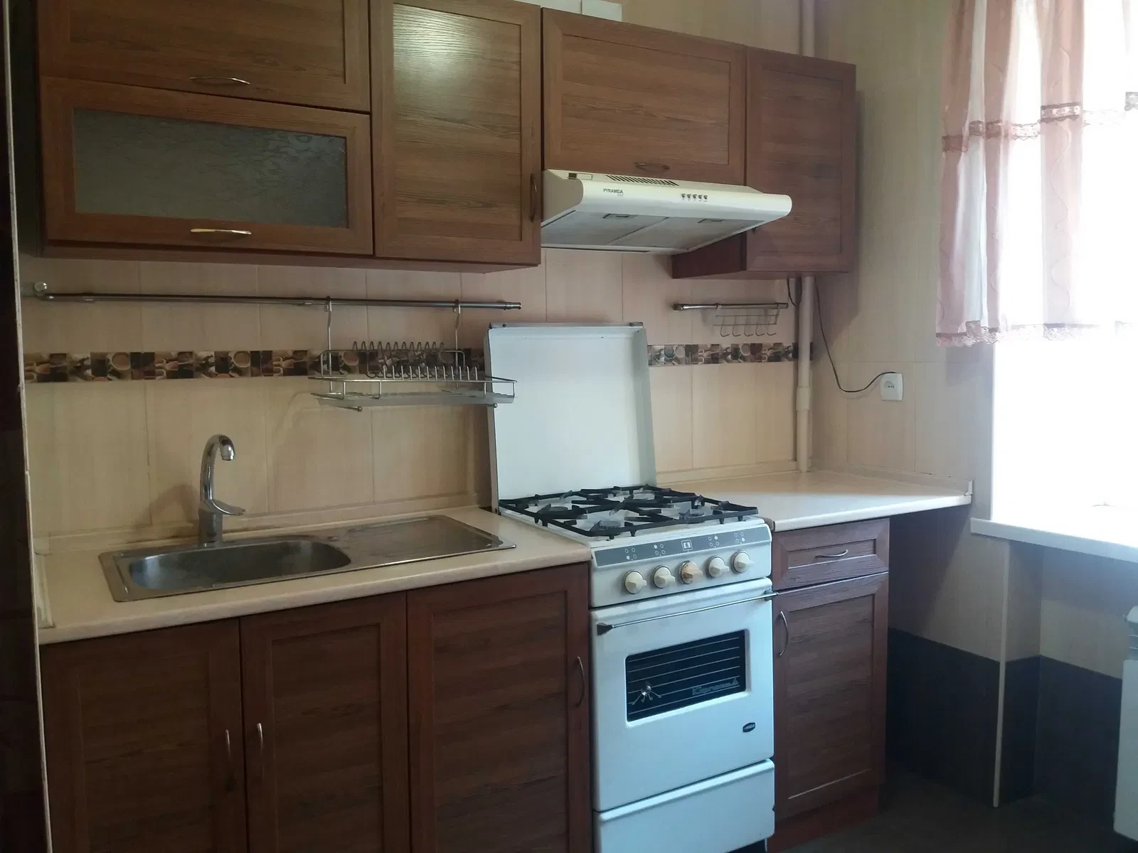 2-комнатная квартира, Основянский: вид на реку, метро в 5 минутах - фото 3