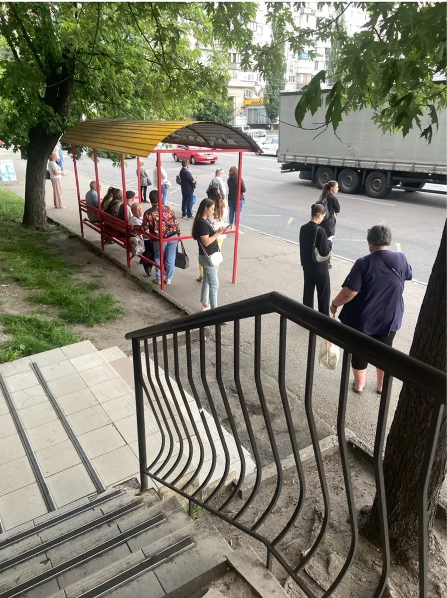Торгове приміщення, Дніпровський: фасадне, зупинка «Дарницька площа» - фото 5
