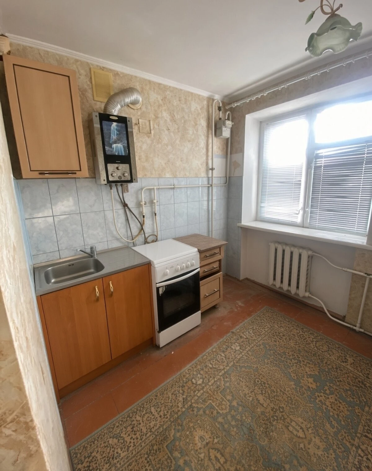 1-кімнатна квартира, Володимир: торг можливий, цегляні стіни - фото 2