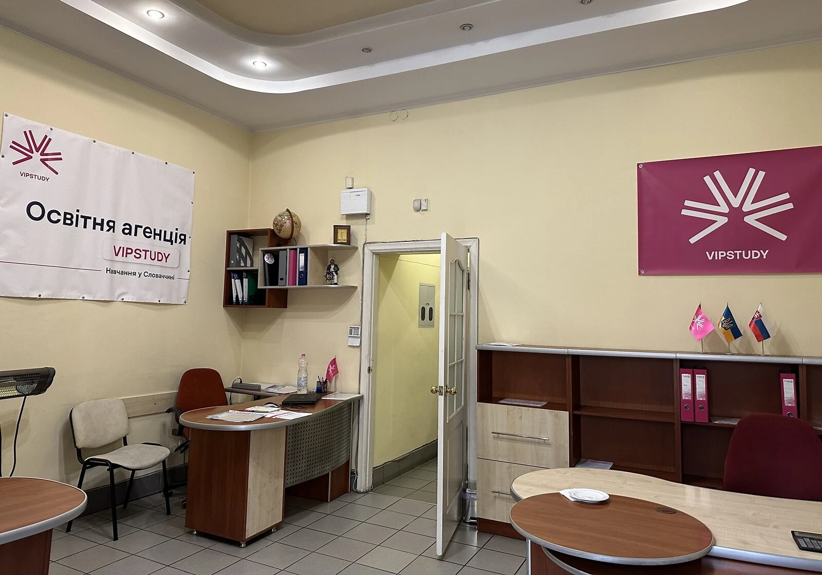 Офіс, Центр: резервне живлення, відкритий простір - фото 2