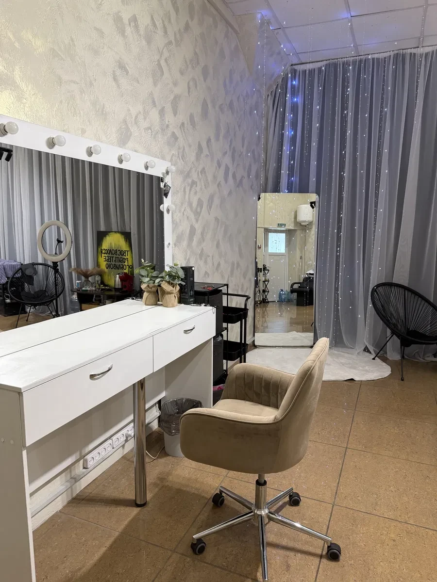 Приміщення, Кам’янське: світло під час відключень, витяжка, фото 2