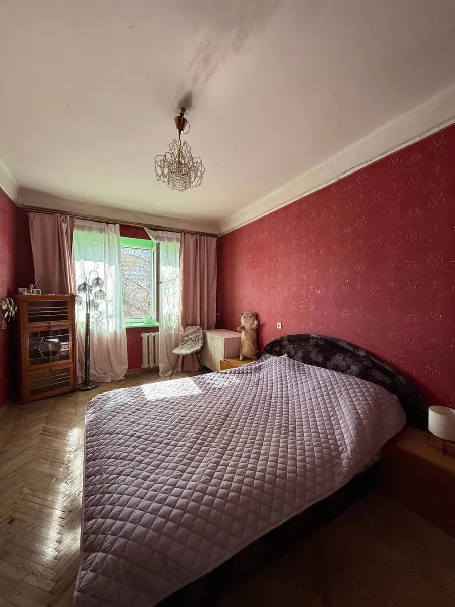 2-кімнатна квартира, Печерський: метро Дружби Народів 5 хв, розпашонка