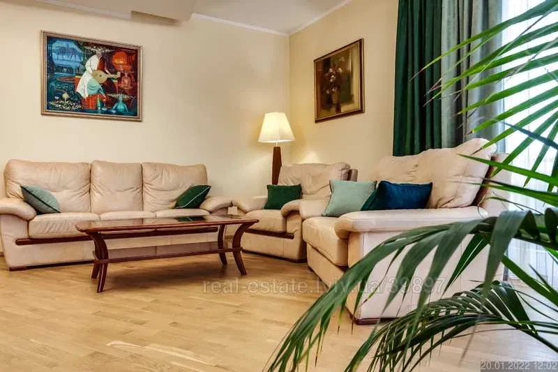 3-кімнатна квартира, Личаківський: тераса 6 м², парк Погулянка