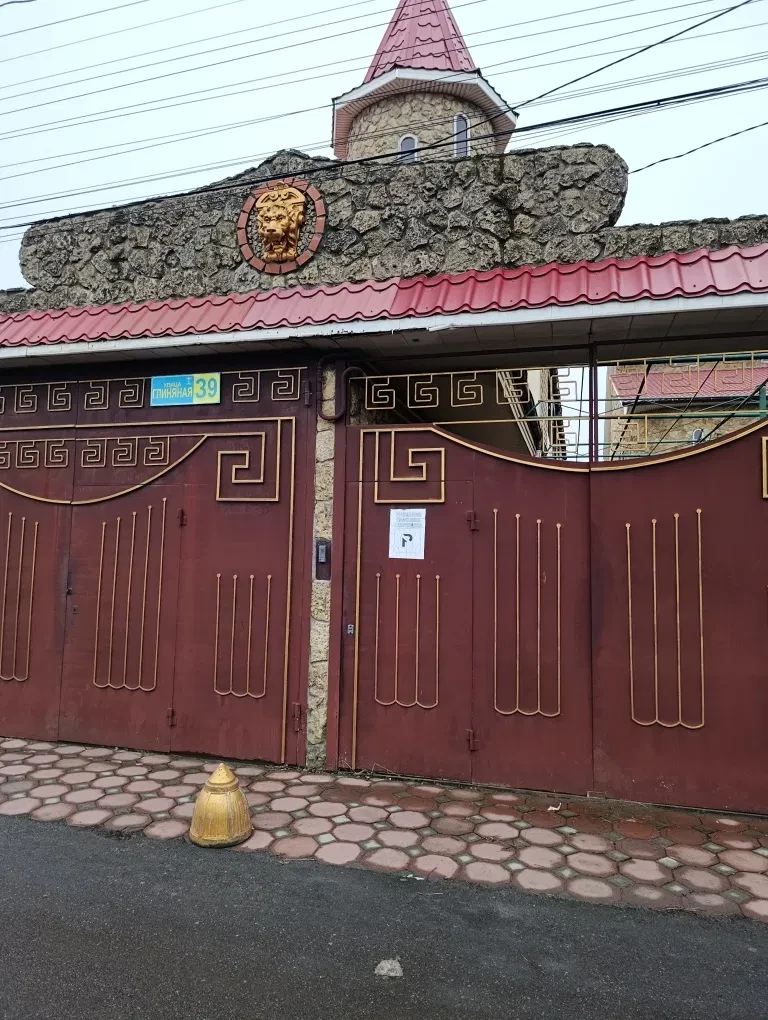 Будинок, Хаджибейський: бомбосховище 170 м², 2 виходи, 2 гаражі - фото 4