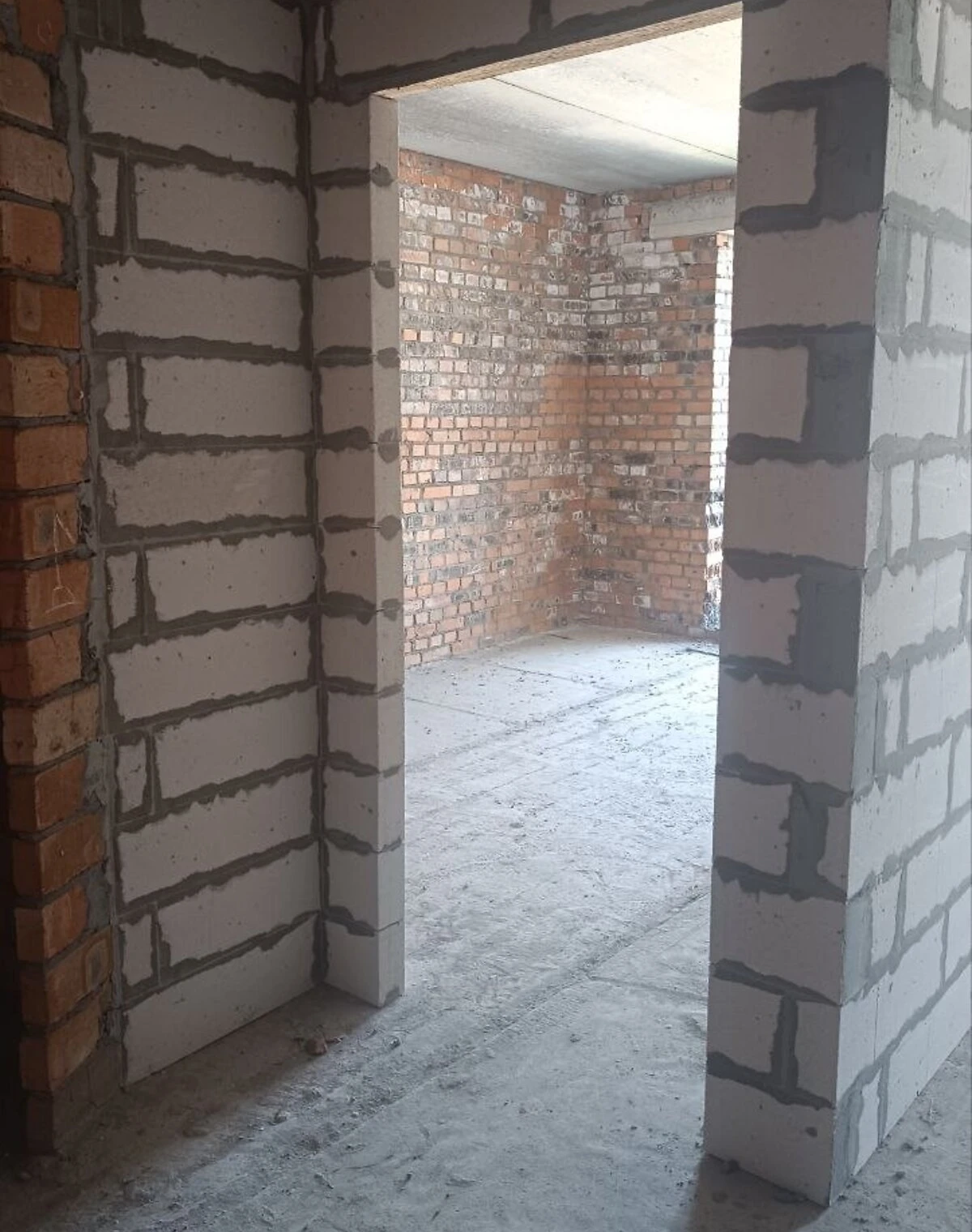 1-кімнатна квартира, Південно-Західний: переуступка, цегляний будинок - фото 4