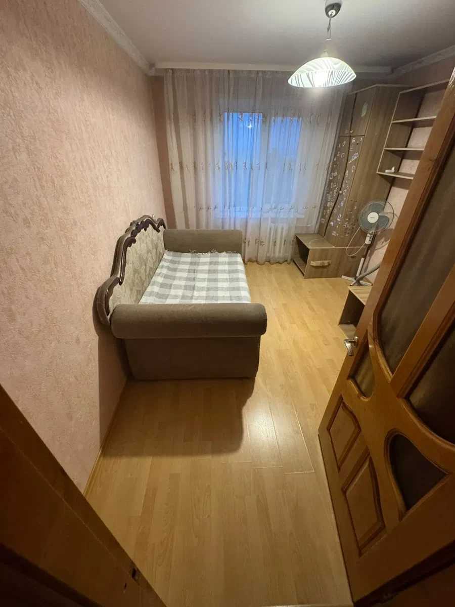 Квартира, Терновка: мебель, техника и парковочное место, фото 2