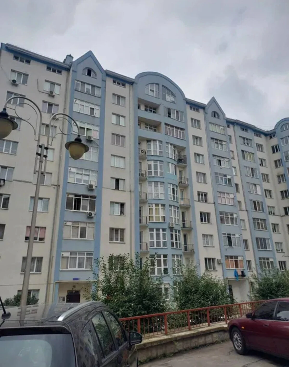 3-кімнатна квартира, вул. Хмельницького Богдана: газове опалення - фото 1