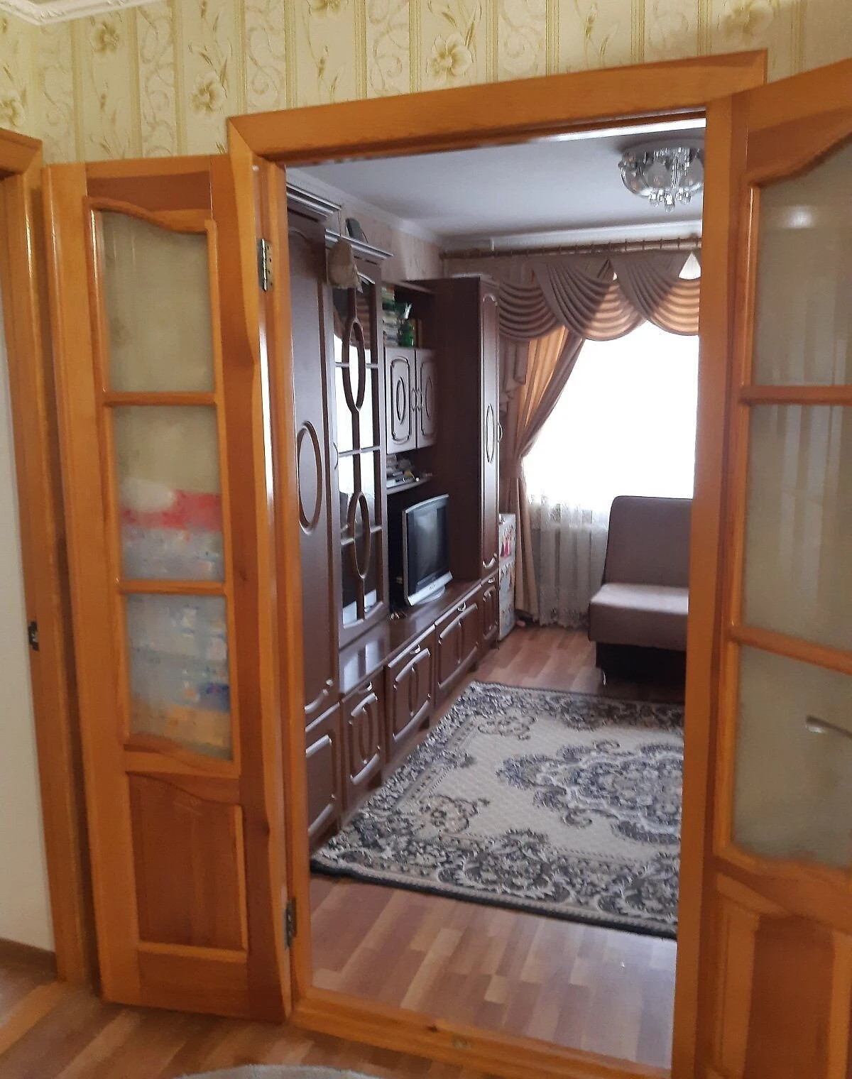 2-кімнатна квартира, Заводський: косметичний ремонт, цегляні стіни - фото 2