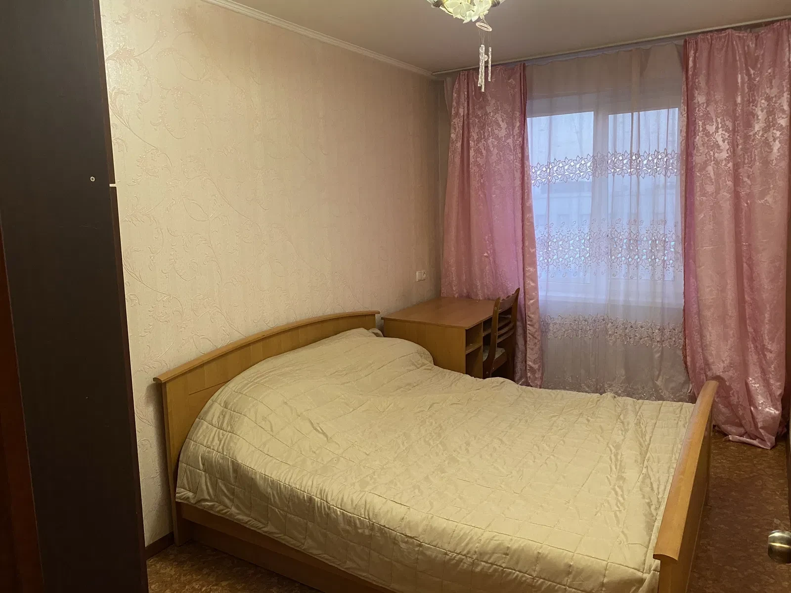 2-кімнатна квартира в центрі: меблі та техніка - фото 4