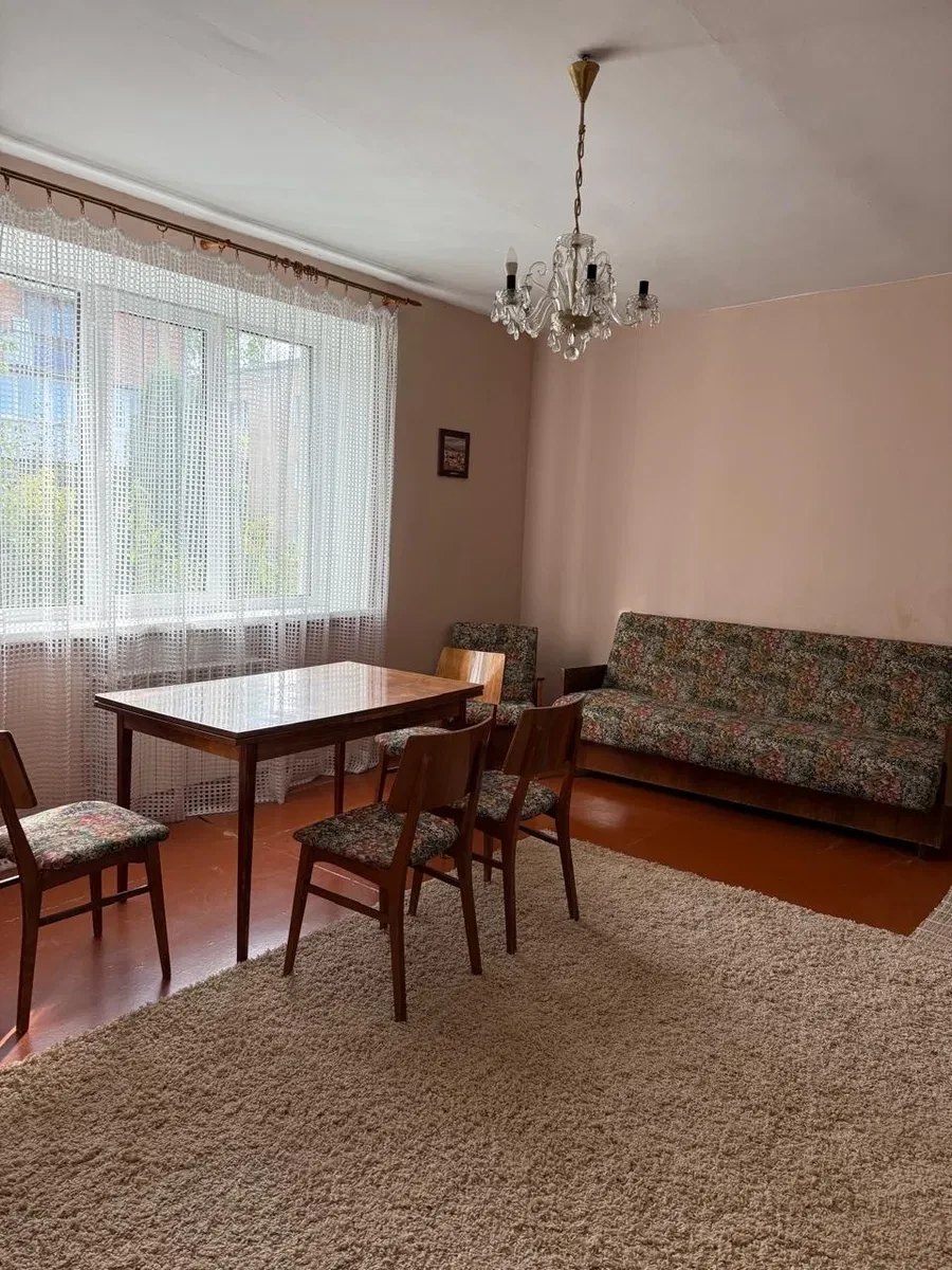3-кімнатна квартира, Кам'янець-Подільський: два балкони, сонячна сторона, фото 5