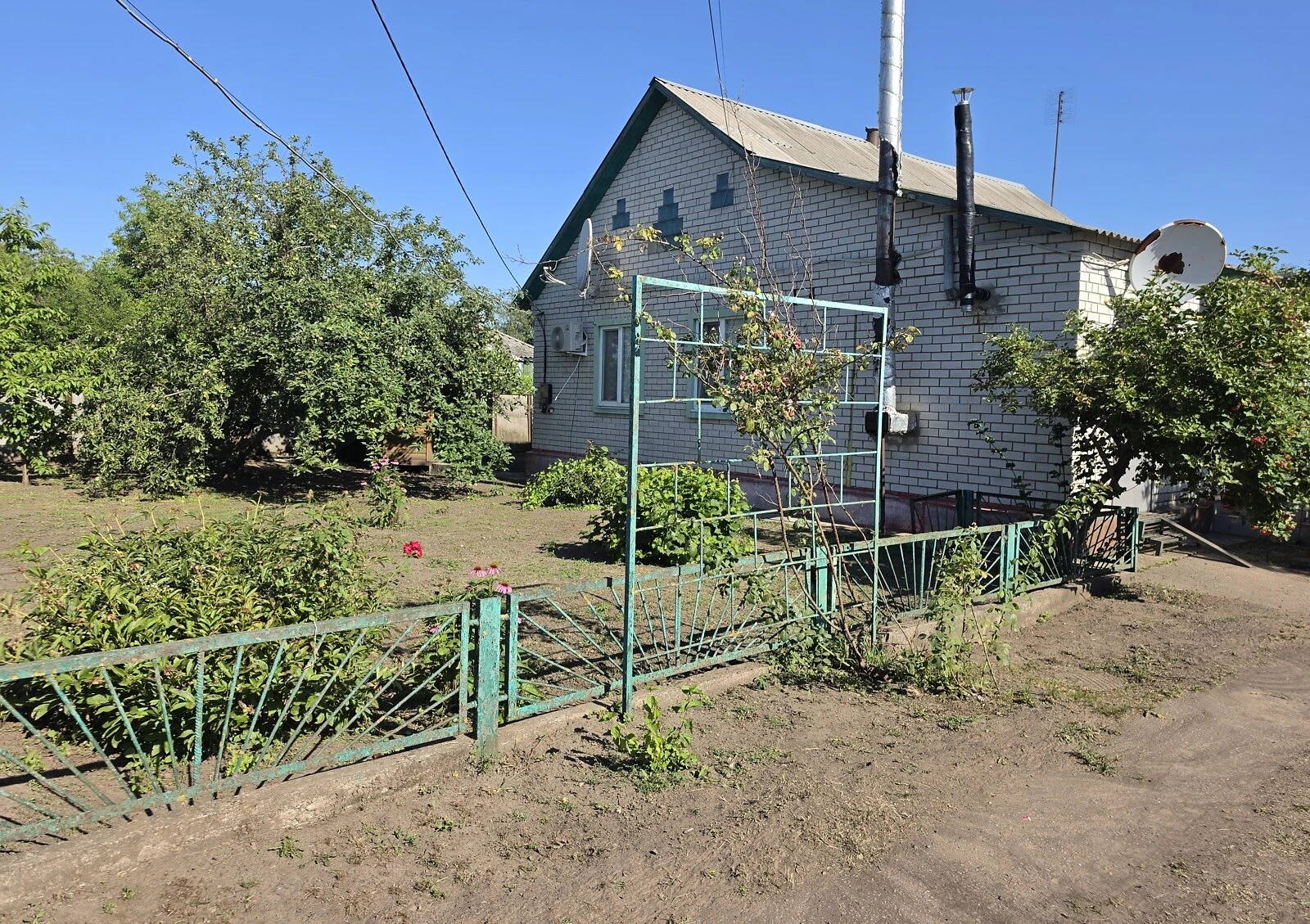 Дом, Павловка (Кобеляки): гараж, резервное питание, беседка - фото 2