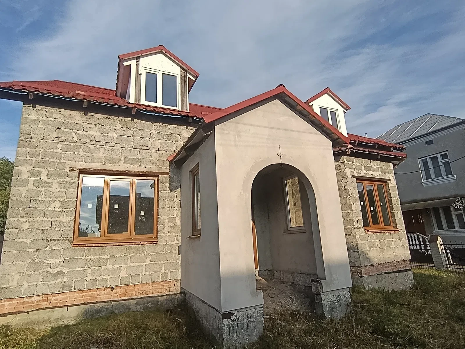 Будинок, Великий Любінь: гараж, 7 соток, газоблок
