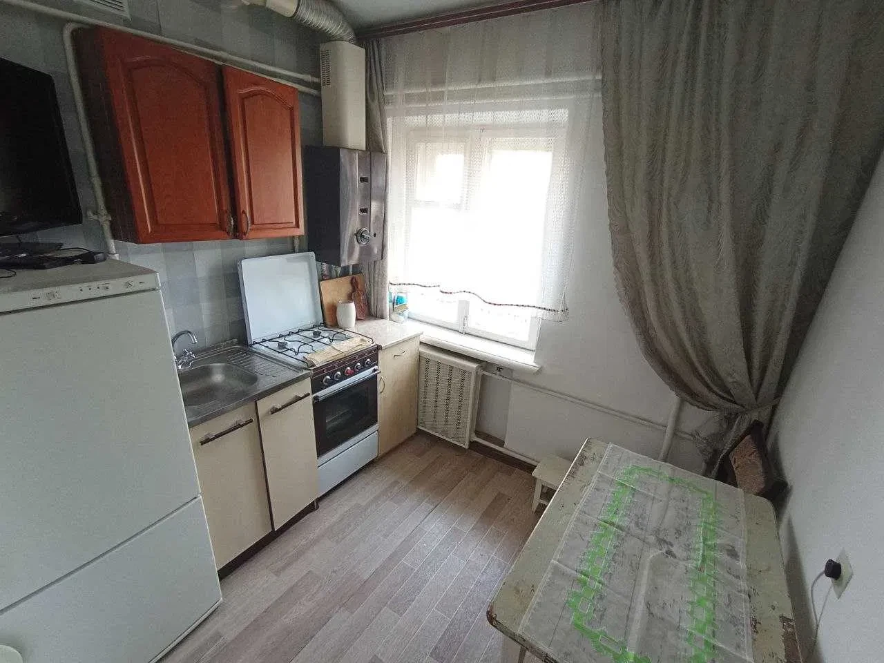 1-кімнатна квартира, Луцьк: тиша в центрі, газова колонка, під оренду - фото 3