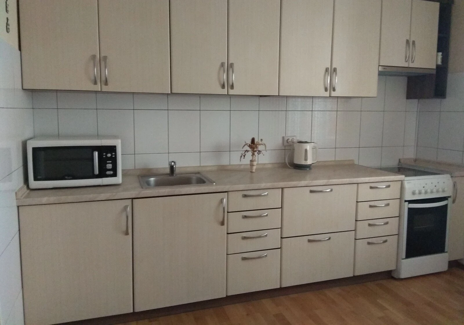 1-кімнатна квартира, Осокорки: ліфт, вода й опалення під час відключень - фото 1