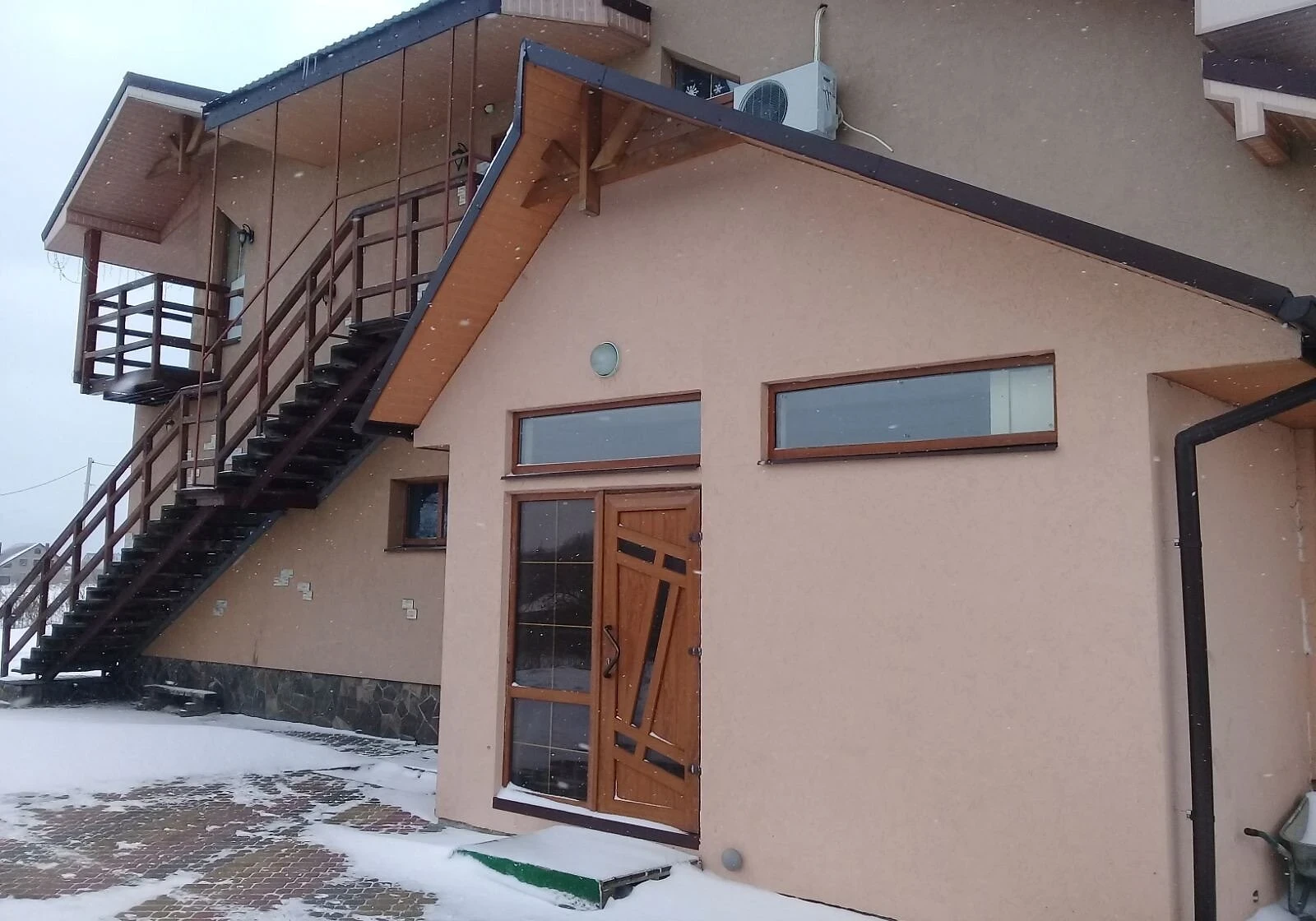 Спеціальне приміщення, Лоєва: діючий бізнес, 18.5 сотки, торг можливий