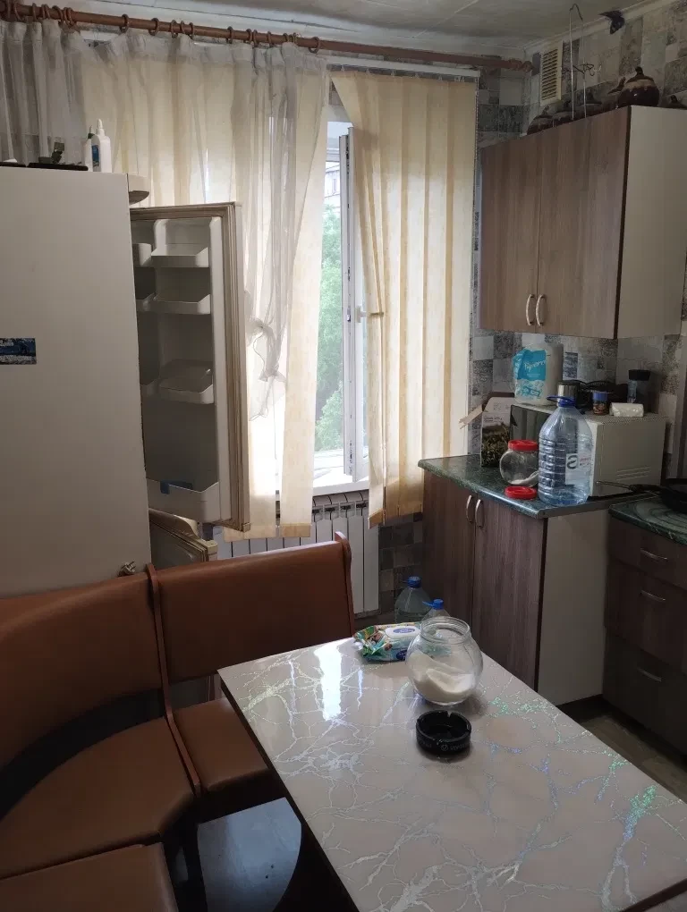 2-комнатная квартира, Краматорск: рядом с крытым рынком, с мебелью