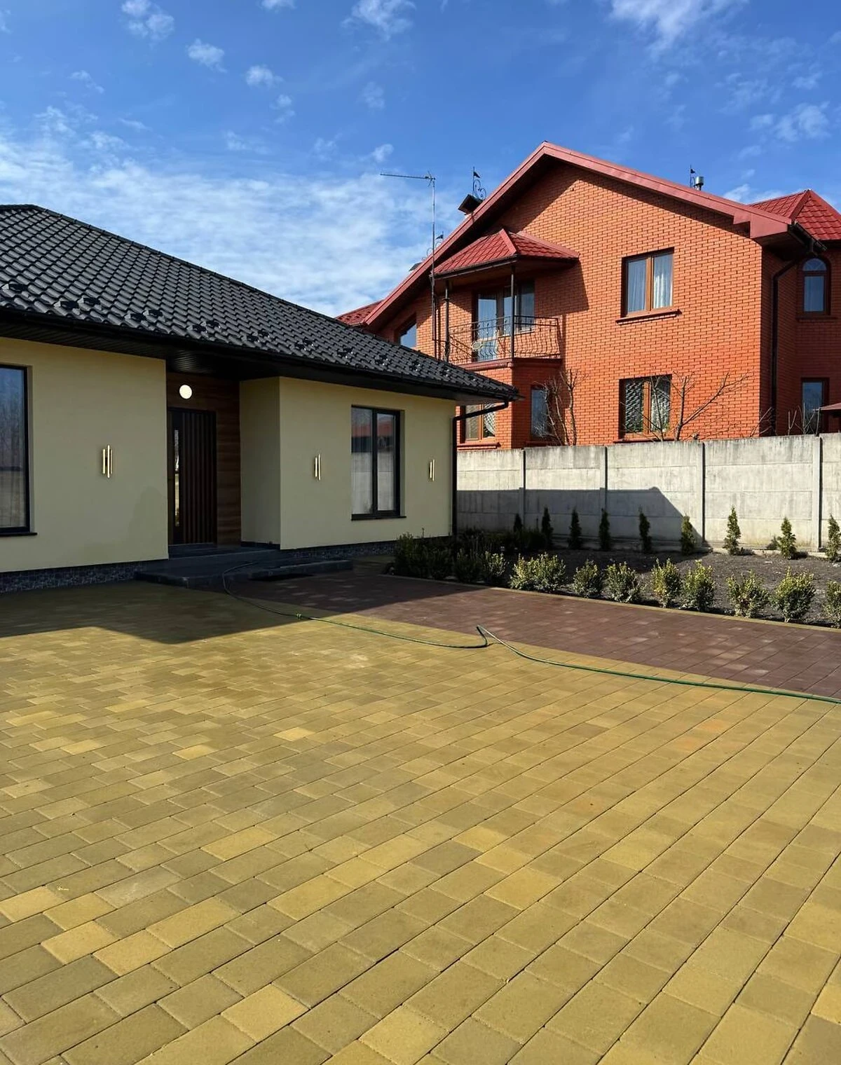 Дім, Червоноград (Шептицький): 6 соток, здача в 2026 - фото 3