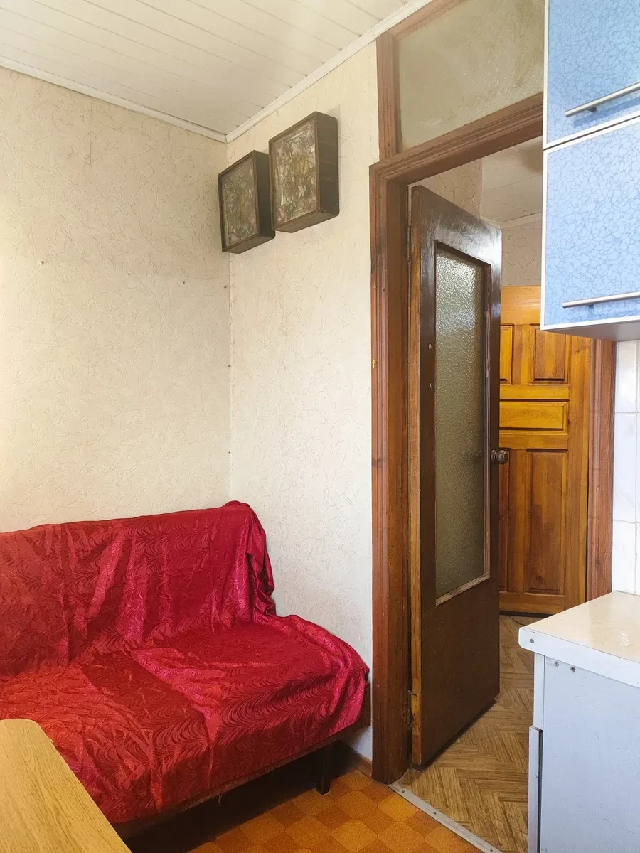 1-кімнатна квартира, Холодногірський: метро 200 м, цегляний будинок, фото 3