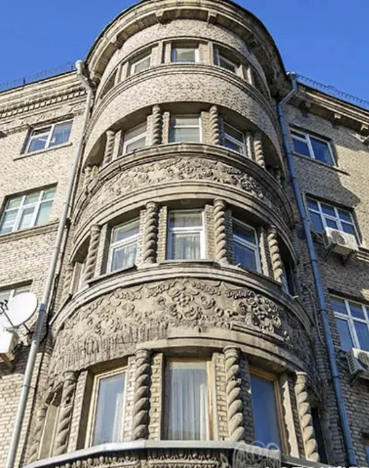 3-кімнатна квартира, Солом'янка: дизайнерський ремонт, укриття в будинку