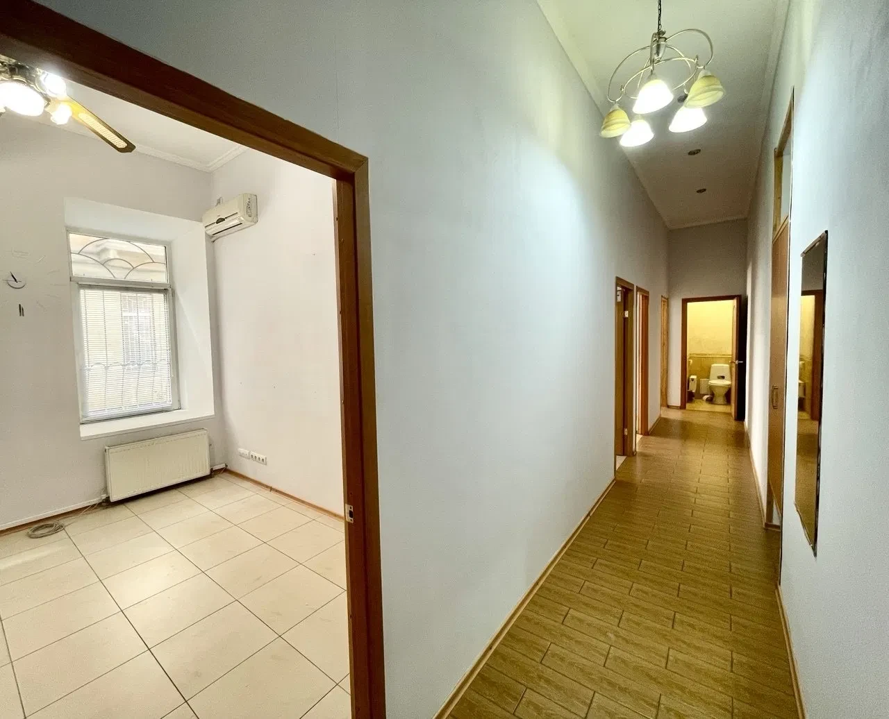 Офис, Приморский: 4 кабинета, 2 входа, полноценная кухня, фото 3