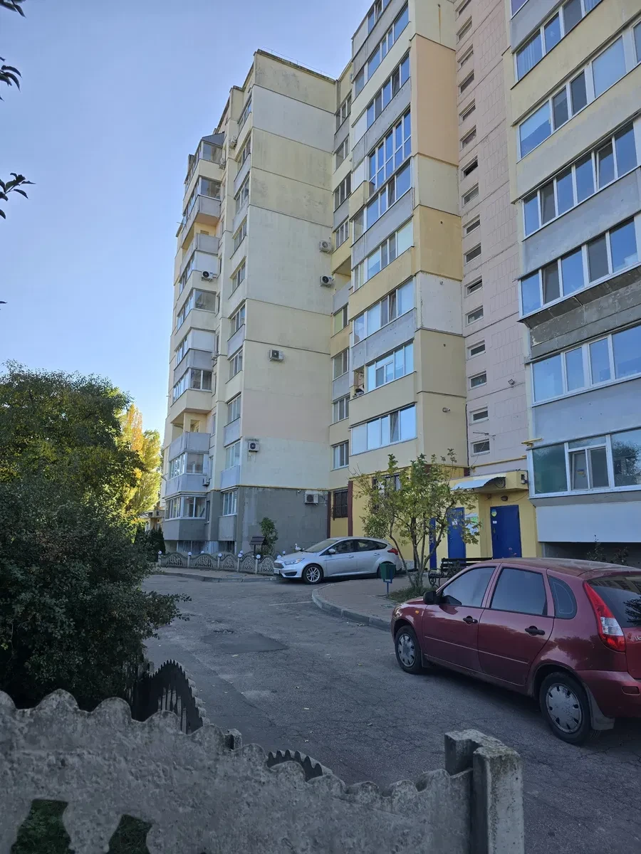 3-комнатная квартира, Россошенцы: свет не отключают - фото 1