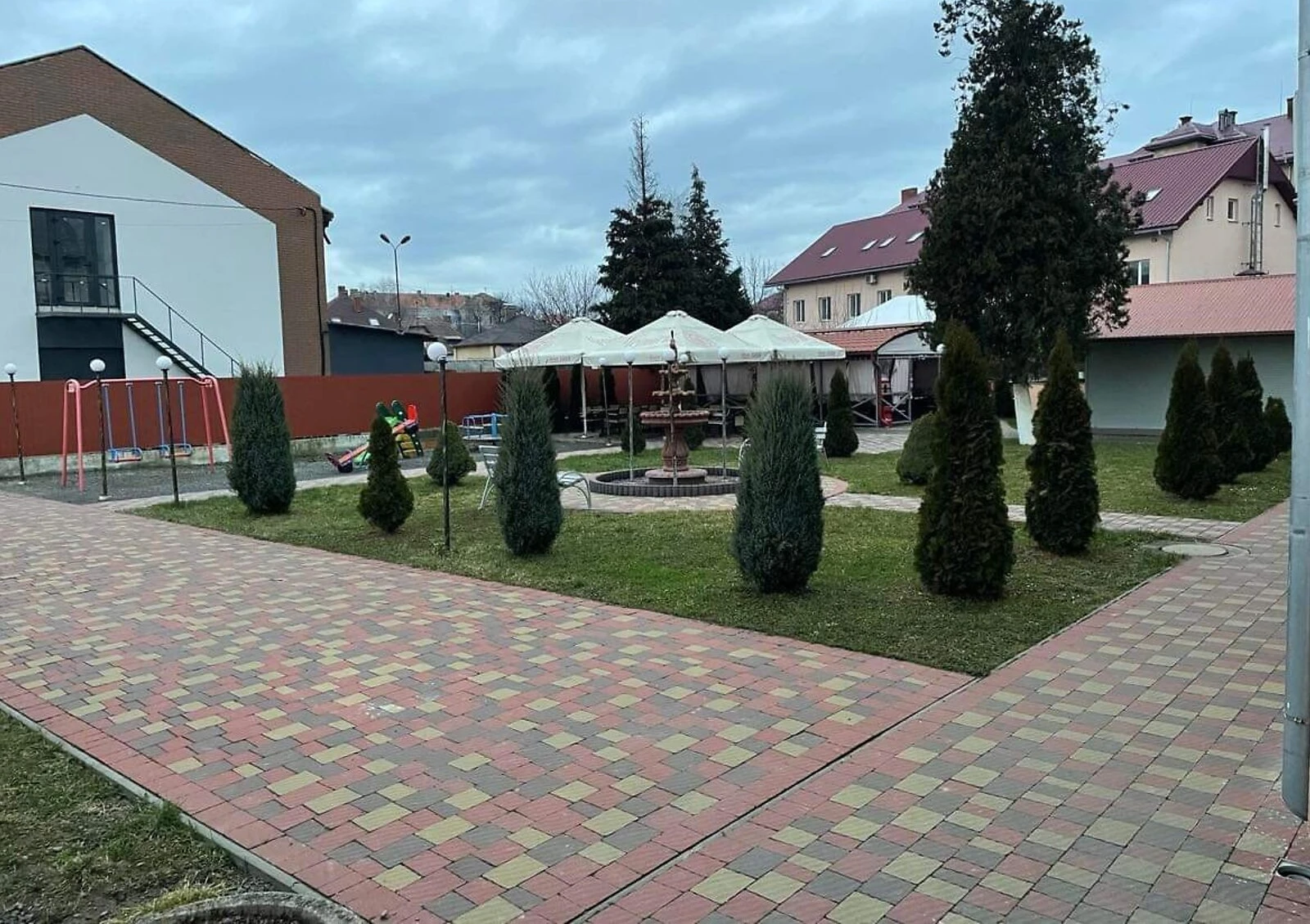 Комерційне приміщення, Доси: можлива переуступка - фото 2
