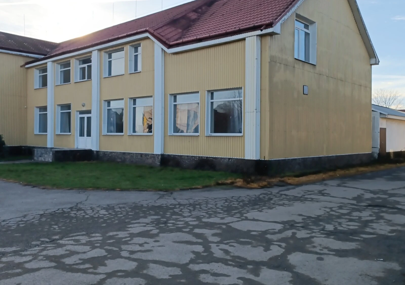 Комерційне приміщення, Підвиноградів: торг можливий, відкрита стоянка - фото 4
