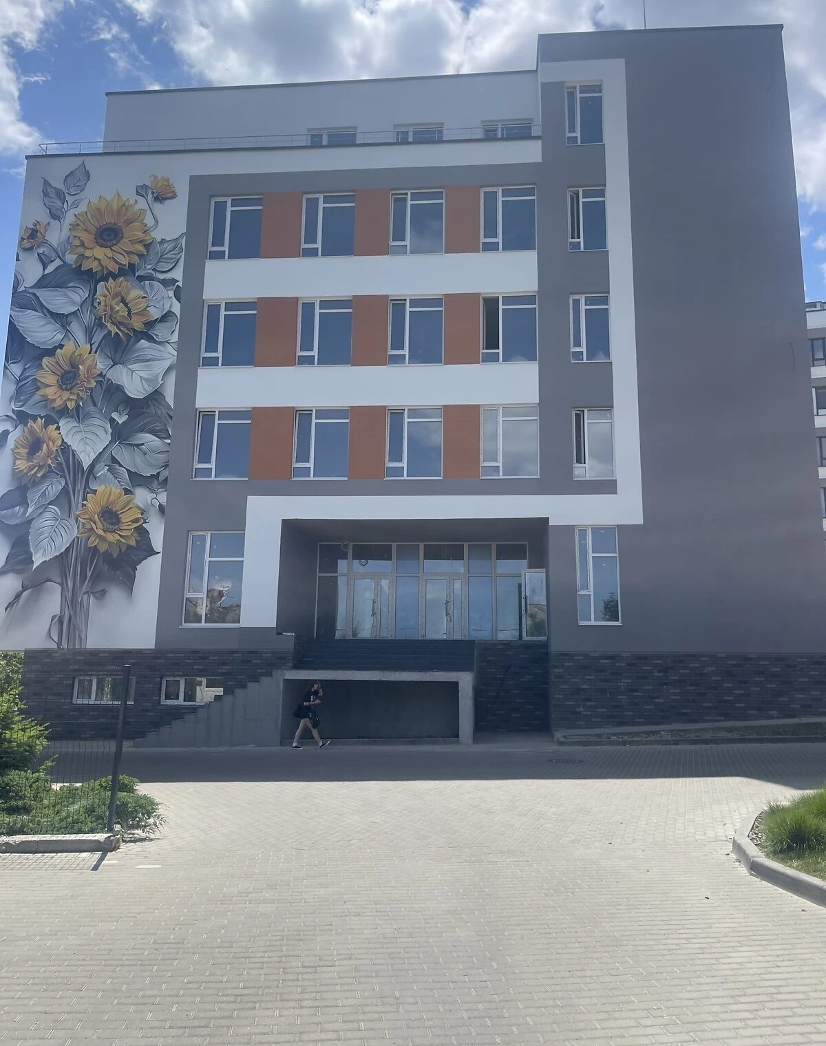 Офіс у центрі: новобудова, open space, резервне живлення - фото 2