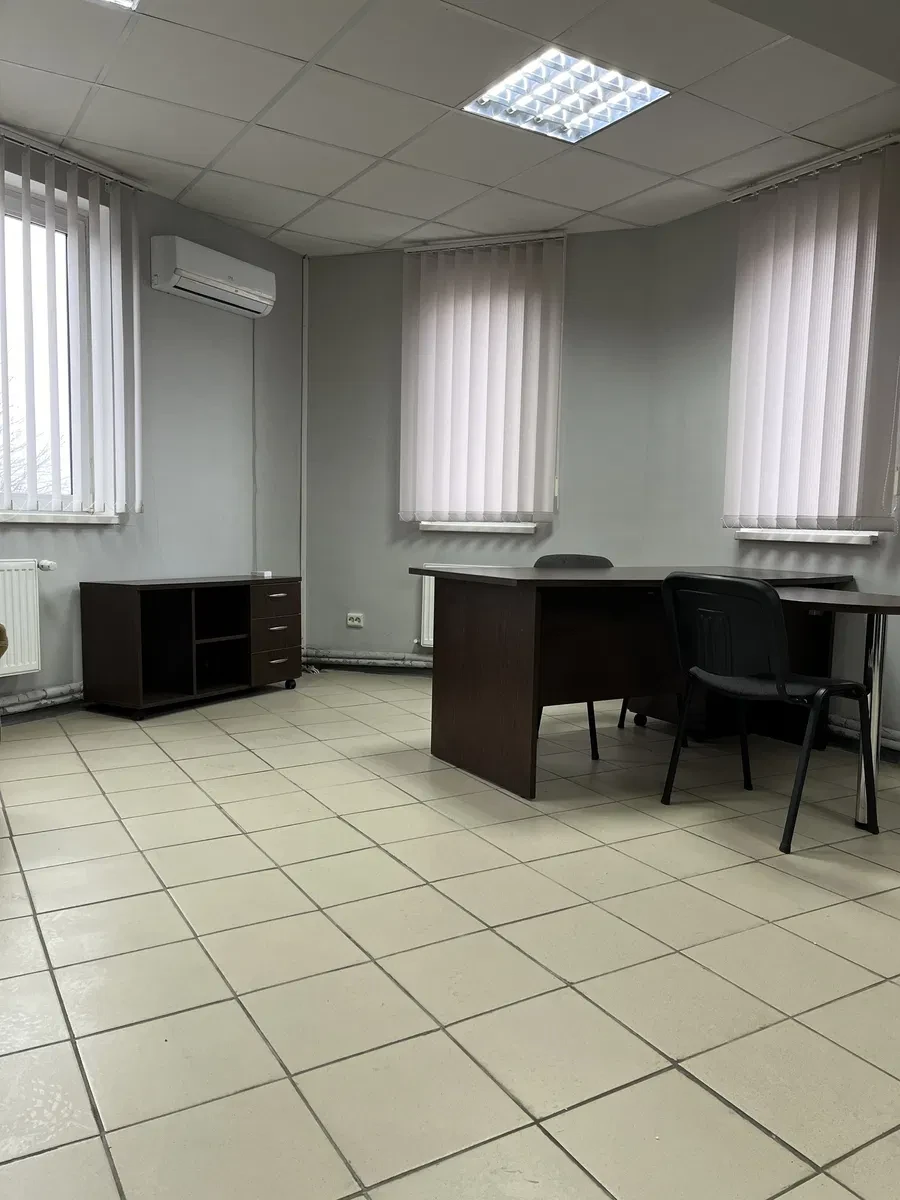 Офис, Вышгород: фасадное, кабинетная планировка, кондиционер - фото 2